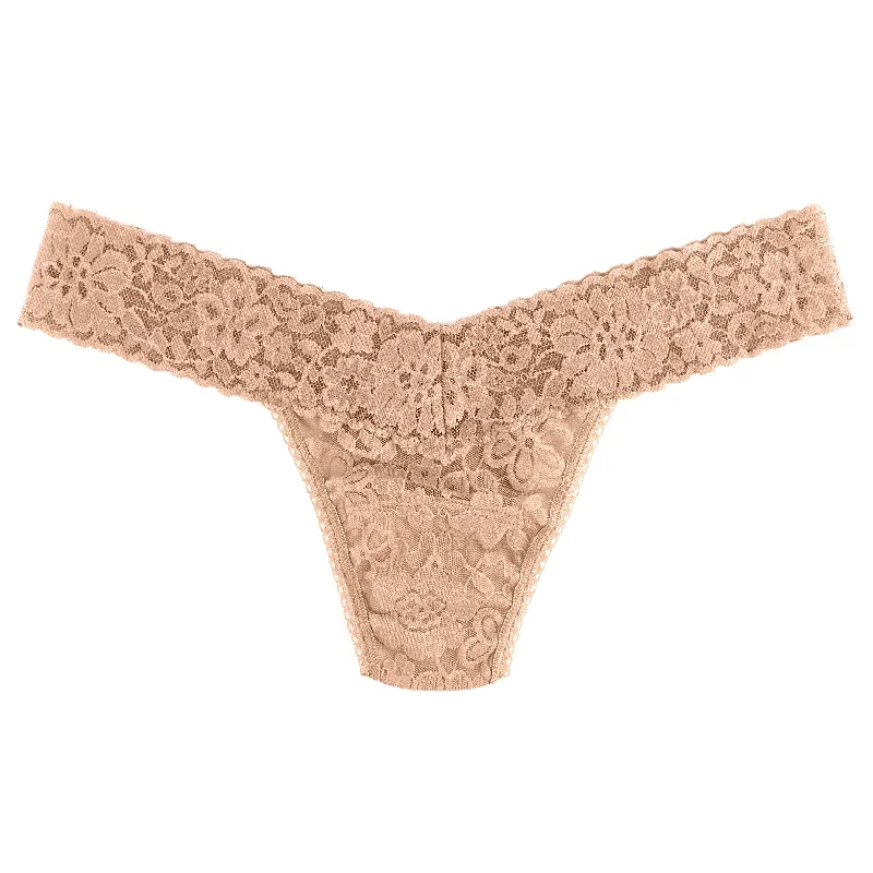 Petite Daily Lace Low Rise Thong | Taupe Lace Dress Classic