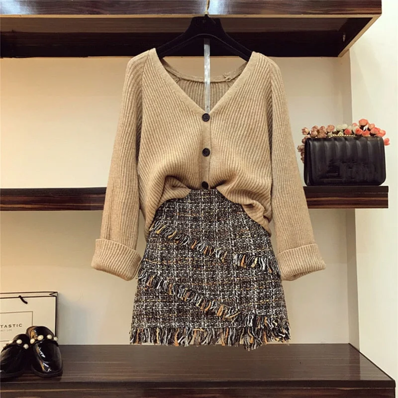 V-necked Cardigan Knitted Coat + High-waisted Tweed Skirt Floral unclassified skirts