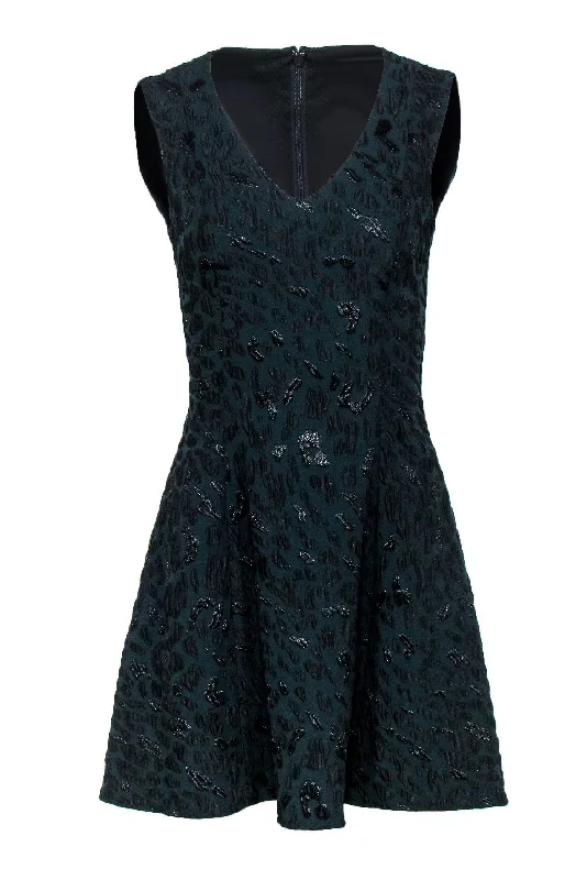 BCBG Max Azria - Emerald Green Sparkly Leopard Print Sleeveless Fit & Flare Dress Sz 0 Bodycon unclassified dresses