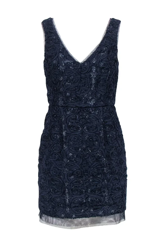 BCBG Max Azria - Navy Metallic Rose Applique Sheath Dress Sz 8 Polka dot unclassified dresses