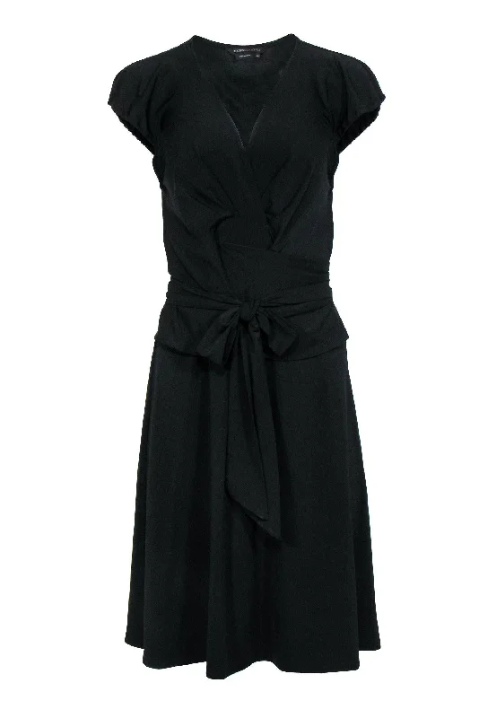 BCBG Max Azria - Black Cap Sleeve Wrap Dress Sz XS Backless unclassified dresses