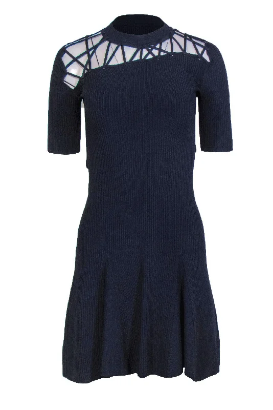 Cushnie et Ochs - Navy Ribbed Flared Dress w/ Crisscross Neckline Sz S Petite unclassified dresses