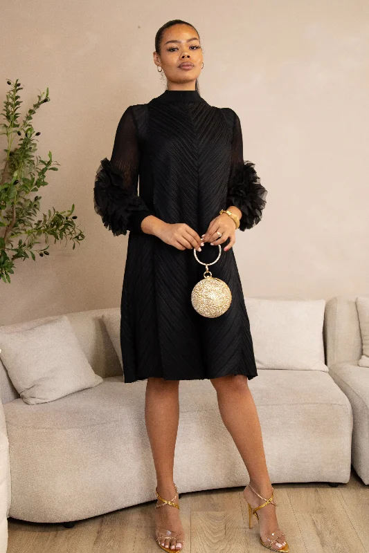 DIVINE PLEATED DRESS - BLACK Casual chic unclassified dresses