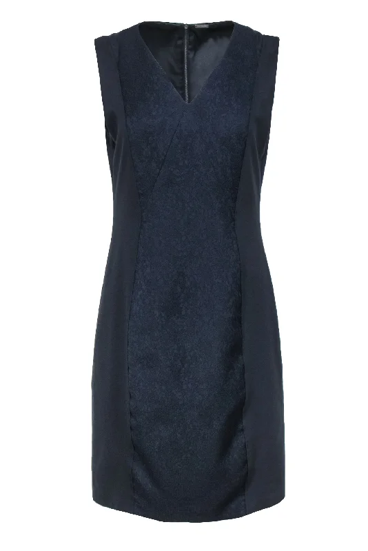 Elie Tahari - Navy & Black Textured Front Sheath Dress Sz 8 Sleeveless unclassified dresses