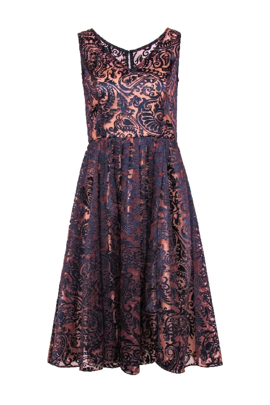 Sara Campbell - Pink & Navy Textured Velvet Paisley Print Sleeveless A-Line Dress Sz 2 Spring unclassified dresses