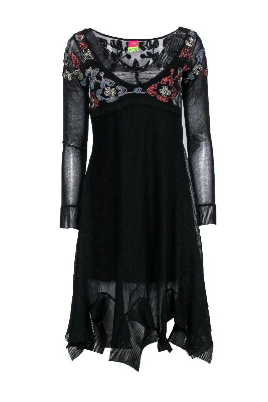 Save the Queen - Black Empire-Waisted Pleated Dress w/ Embroidery Sz S Y2K unclassified dresses