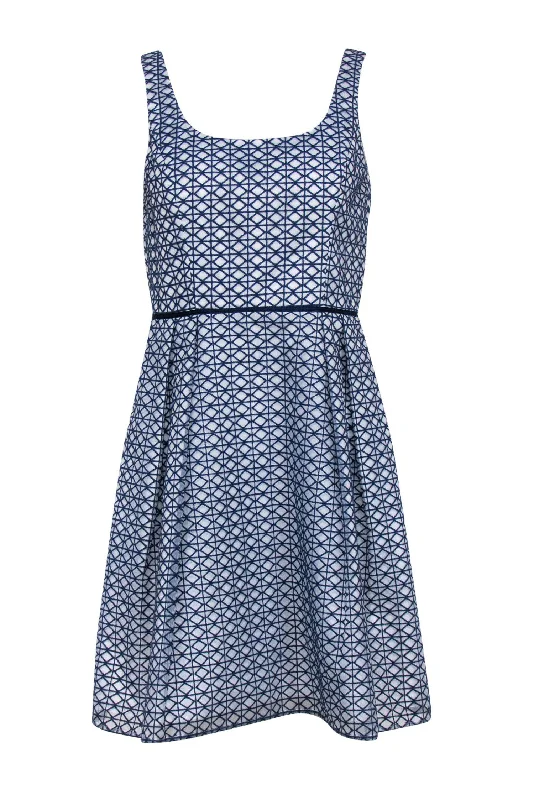 Shoshanna - White & Blue Textured Fit & Flare Dress Sz 6 Lightweight unclassified dresses